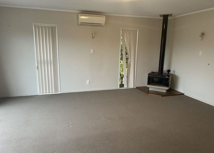  at 29 Meadowvale Avenue, Forrest Hill, North Shore City, Auckland