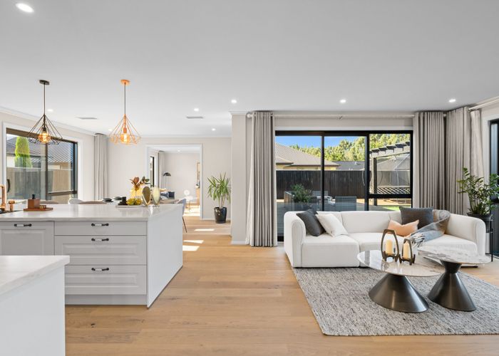  at 7 Dennis Lane, Halswell, Christchurch City, Canterbury