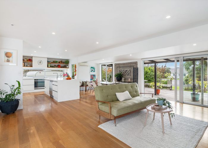  at 127 First View Avenue, Beachlands, Manukau City, Auckland