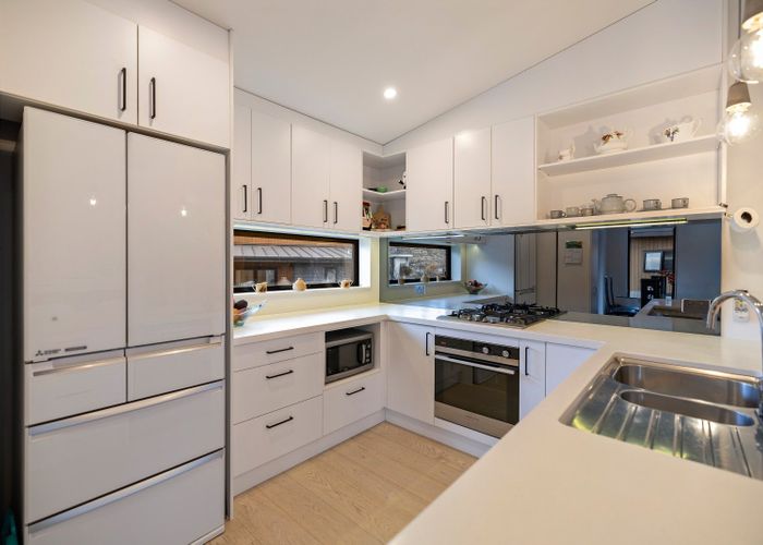  at 10 St Laura's Lane, Queenstown Hill, Queenstown-Lakes, Otago