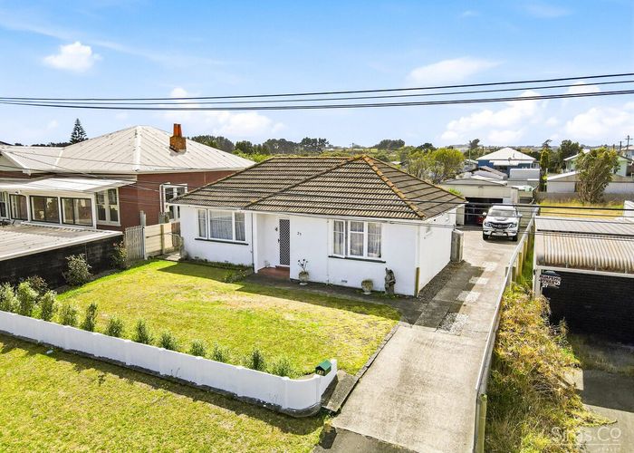  at 25 Ruapehu Street, Castlecliff, Whanganui, Manawatu / Whanganui