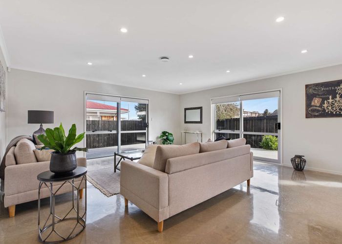 at 30 Orchard Rise, Rosehill, Papakura