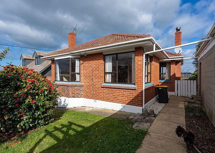  at 34 Wills Street, Balaclava, Dunedin