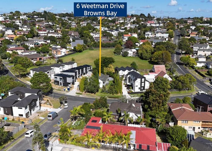  at 6 Weetman Drive, Browns Bay, North Shore City, Auckland