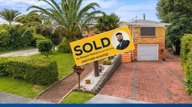  at 32 Alton Terrace, Pakuranga Heights, Auckland