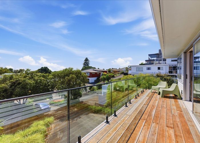  at 426 Devon Street West, Lynmouth, New Plymouth, Taranaki