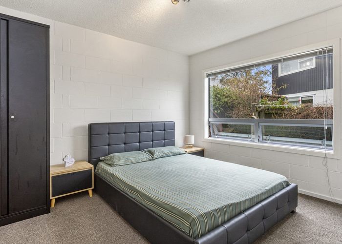  at 1/15 Marriner Street, Sumner, Christchurch