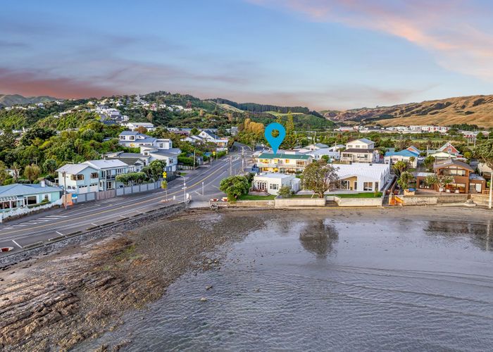  at 5A Beach Road, Plimmerton, Porirua, Wellington