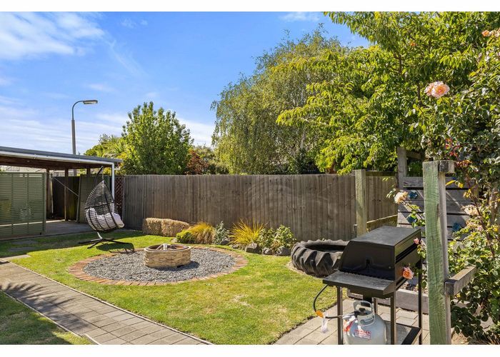  at 51 MacKenzie Avenue, Woolston, Christchurch