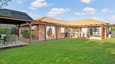  at 12 Willowbank Close, East Tamaki Heights, Auckland