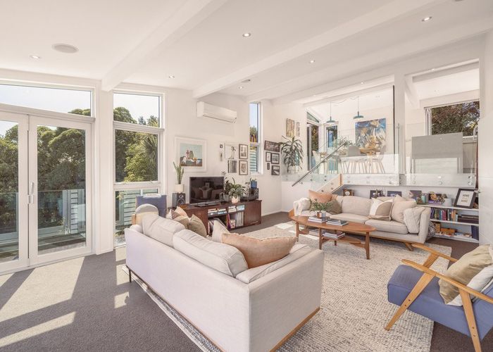  at 277 Cannon Hill Crescent, Mount Pleasant, Christchurch City, Canterbury