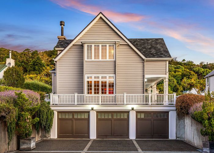  at 6 Cheviot Road, Lowry Bay, Lower Hutt, Wellington