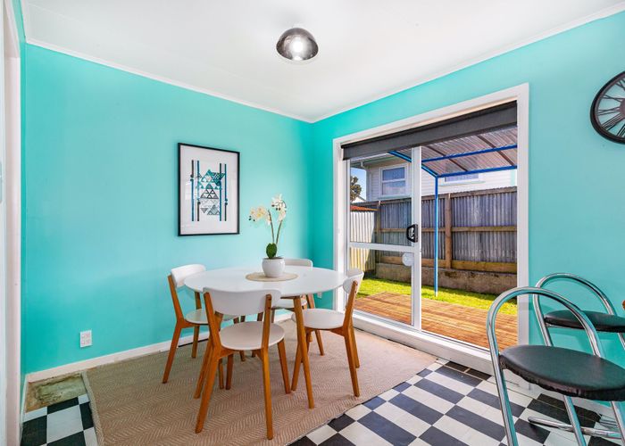  at 1 Caduceus Place, Ascot Park, Porirua, Wellington