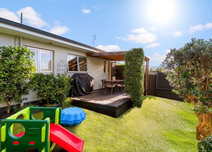  at 4/23A Rutland Road, Mount Wellington, Auckland