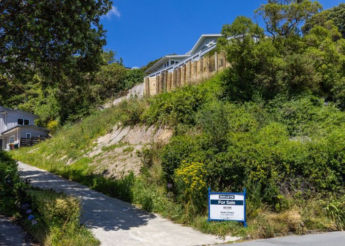  at 18 Paremata Crescent, Paremata, Porirua, Wellington