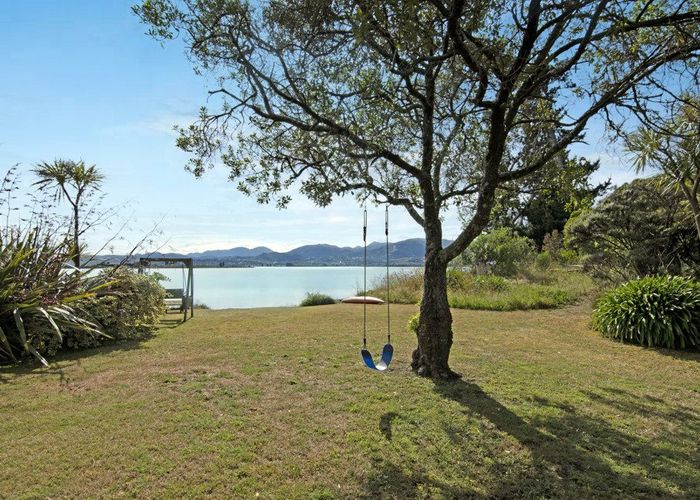  at 137 Barnett Avenue, Best Island, Richmond