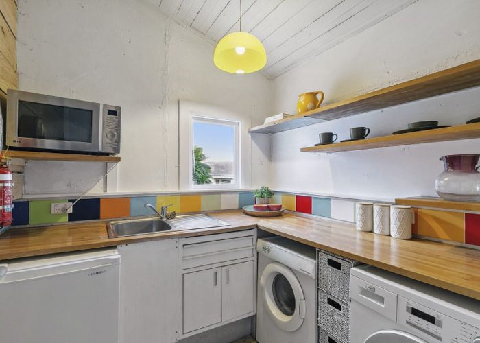  at 281B Queens Drive, Lyall Bay, Wellington, Wellington