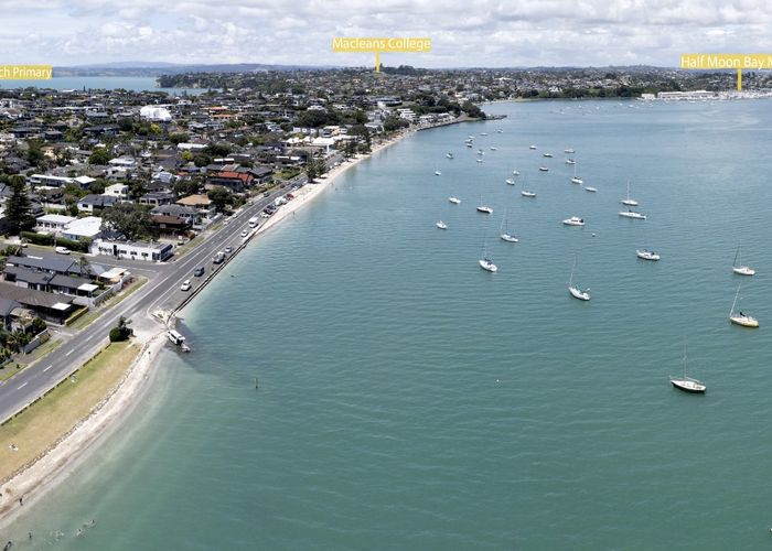  at 2/17 The Parade, Bucklands Beach, Manukau City, Auckland