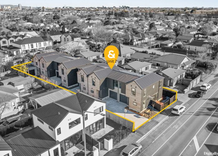  at 2/102 Warrington Street, Edgeware, Christchurch City, Canterbury
