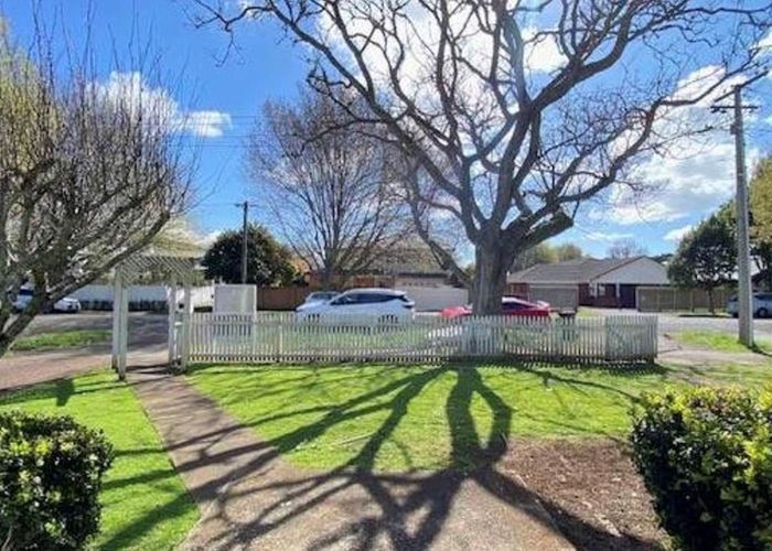  at 22 Acorn Street, Royal Oak, Auckland City, Auckland