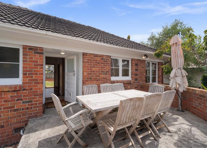  at 10 Parker Avenue, New Lynn, Waitakere City, Auckland