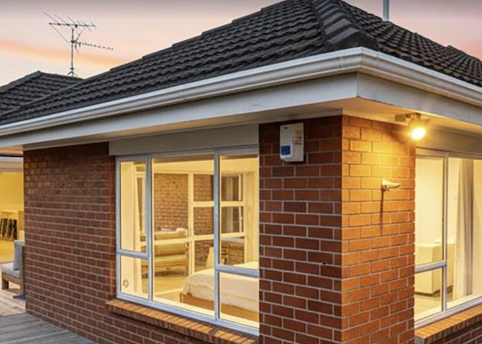  at 29 Glenfern Road, Mellons Bay, Auckland