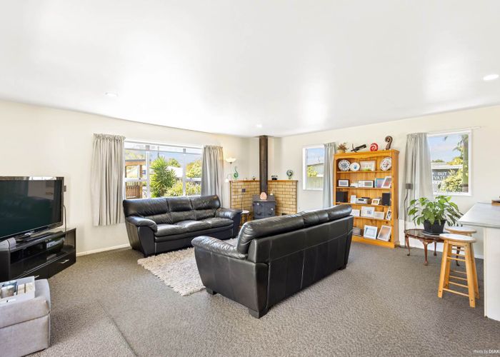  at 16 Ranui Station Road, Ranui, Auckland