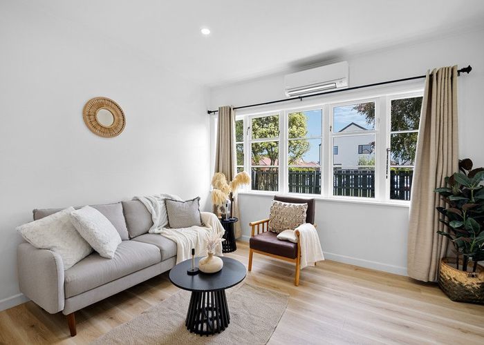  at 86 Mandeville Street, Riccarton, Christchurch City, Canterbury