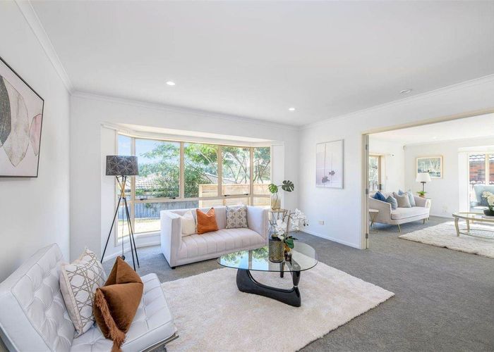  at 8 Brookwood Drive, Henderson, Auckland