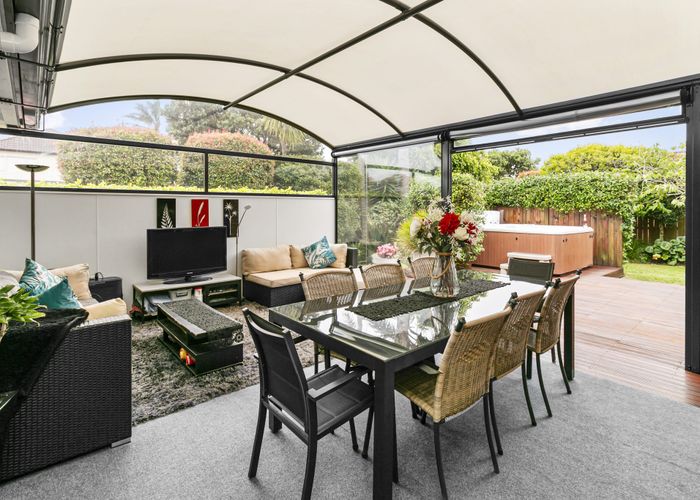  at 2 Mordane Place, East Tamaki, Manukau City, Auckland