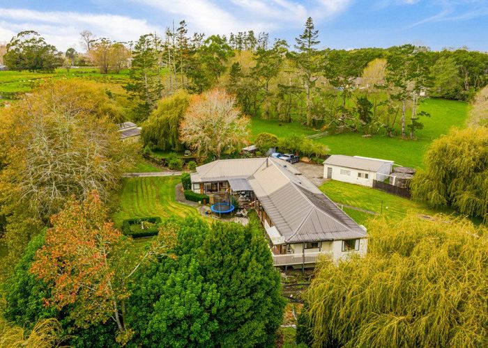  at 1248 Dairy Flat Highway, Albany