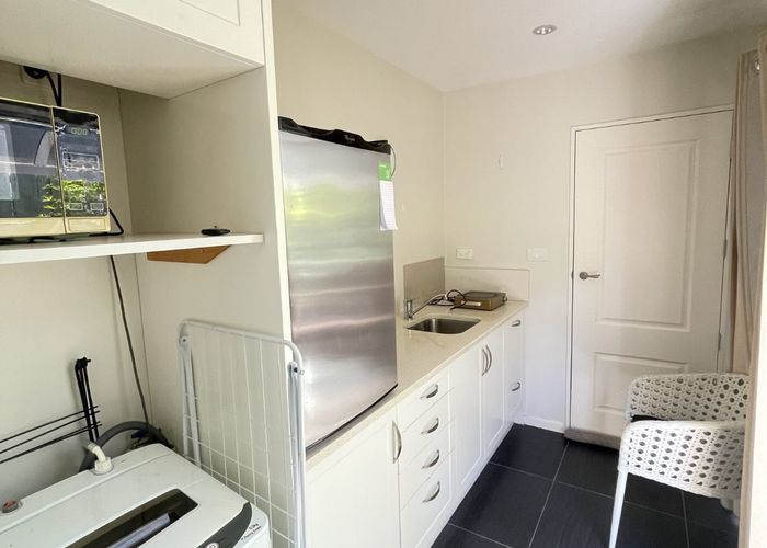  at 24 Skye Road, East Tamaki Heights, Manukau City, Auckland