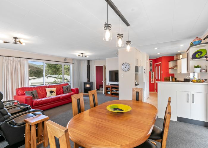  at 11 Mimihau Grove, Wainuiomata, Lower Hutt