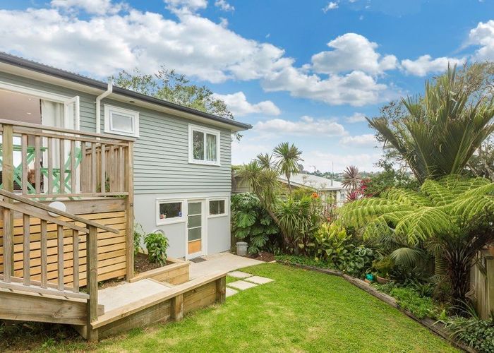 at Glenfield, North Shore City, Auckland
