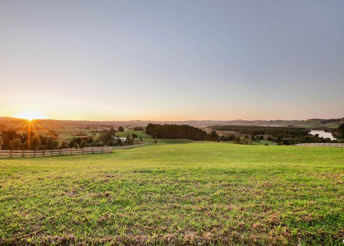  at 283 Cameron Town Road, Buckland, Pukekohe