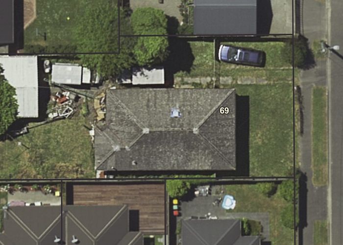  at 69 Cleveland Street, Edgeware, Christchurch