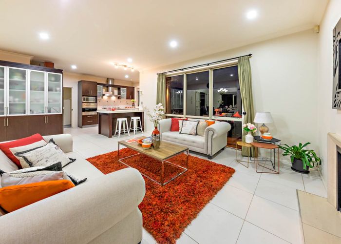  at 70 Gracechurch Drive, Flat Bush, Auckland