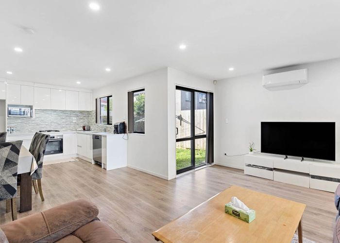  at 2/66 Wintere Road, Papatoetoe, Manukau City, Auckland