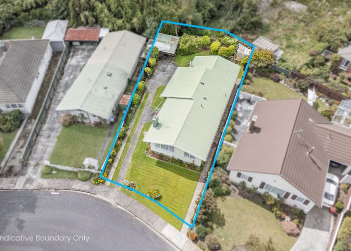 at 17 Deller Grove, Silverstream, Upper Hutt, Wellington