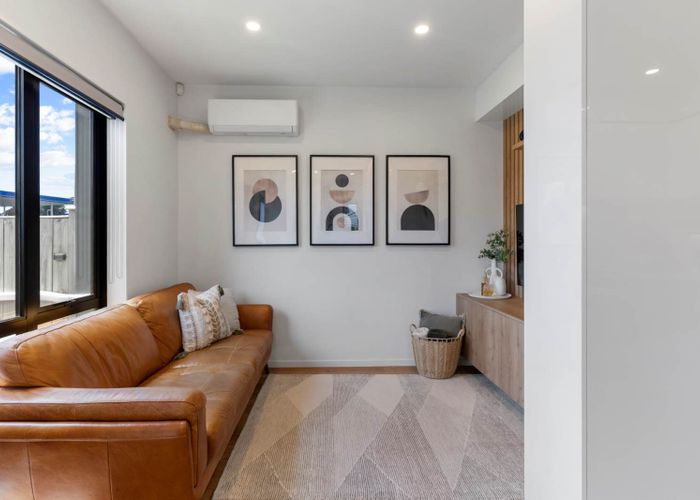  at 1/9 Schnapper Rock Road, Greenhithe, North Shore City, Auckland