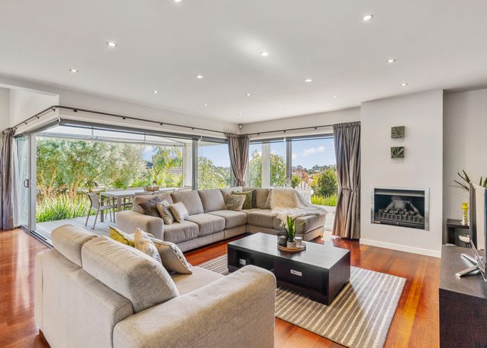  at 30 Columbia Crescent, Beachlands, Auckland
