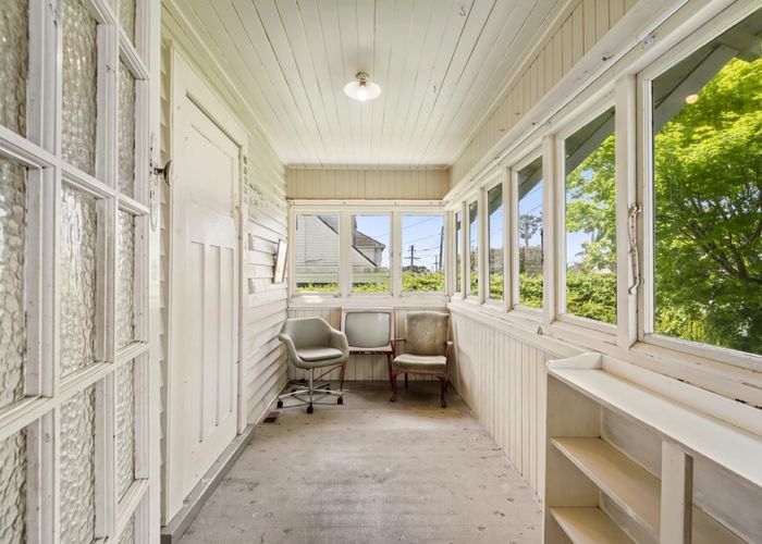  at 1 Bayview Road, Hauraki, Auckland