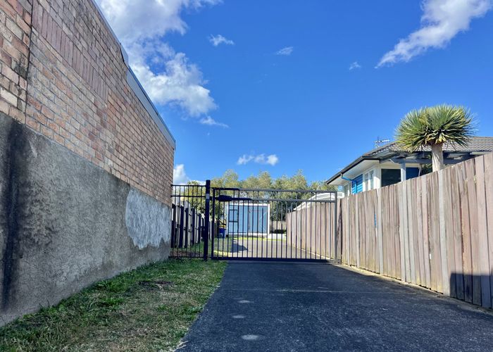  at 25a Taharoto Road, Takapuna, North Shore City, Auckland