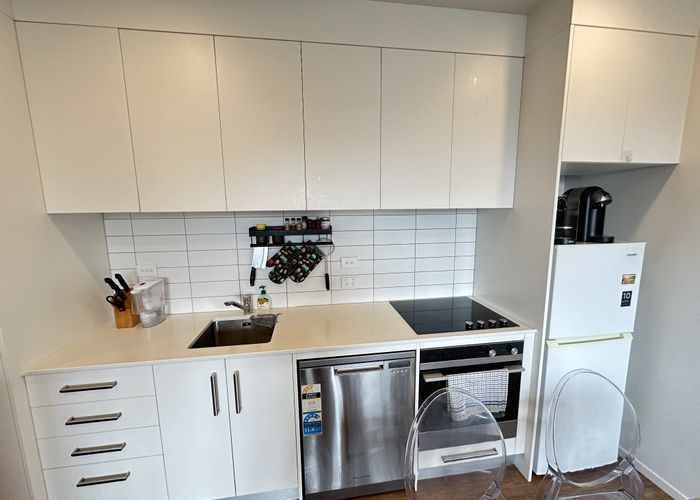  at 204/38c Fraser Ave, Northcote, North Shore City, Auckland