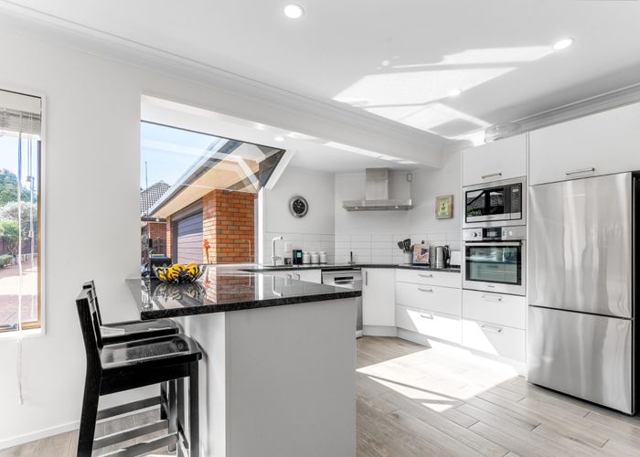  at 10b Miro Road, Greenlane, Auckland City, Auckland