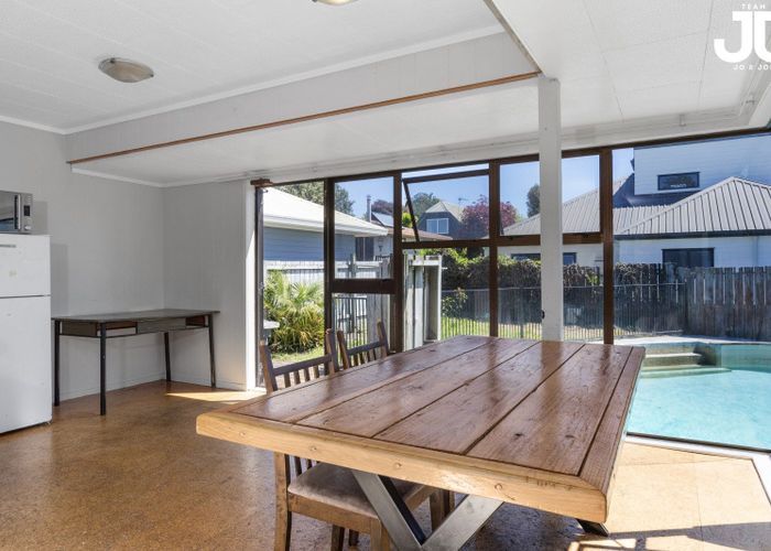  at 6A Queen Road, Bellevue, Tauranga