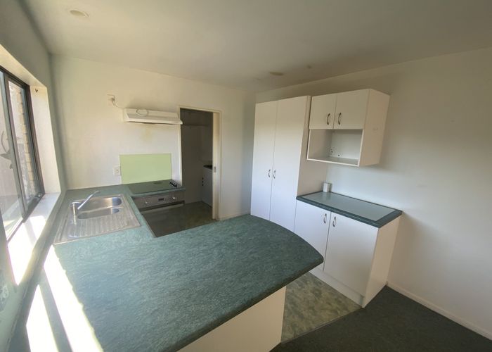  at 20/1 Melview Place, New Lynn, Waitakere City, Auckland