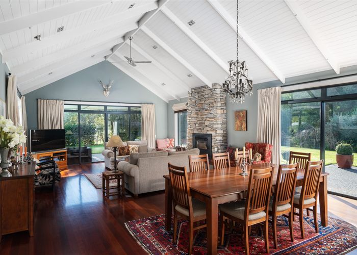  at 3 Chestnut Grove, Acacia Bay, Taupō
