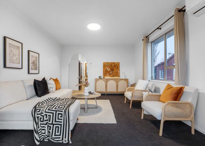  at 2/110 Barbour Street, Waltham, Christchurch City, Canterbury
