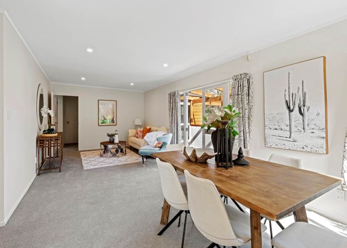  at 1/13 Limmer Place, Browns Bay, Auckland